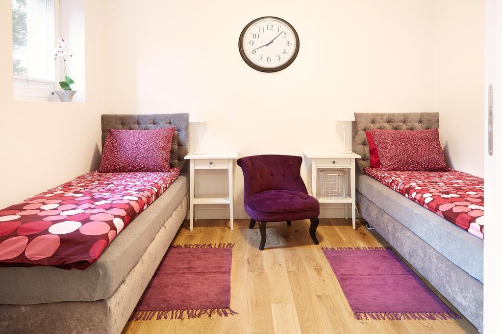 Lovely Lux Garden Flat Near Royal Park Apartman Varsó Kültér fotó